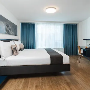 *** מלון Bristol שוויץ